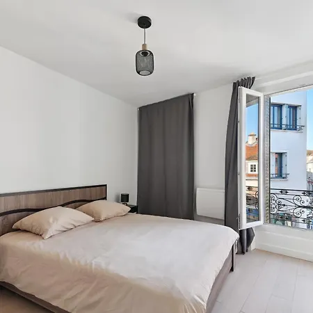 T2 - Coeur D'arpajon Apartment